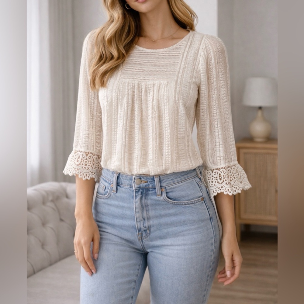 Express Lace Trim Bodysuit XS Cream Textured Knit EUC